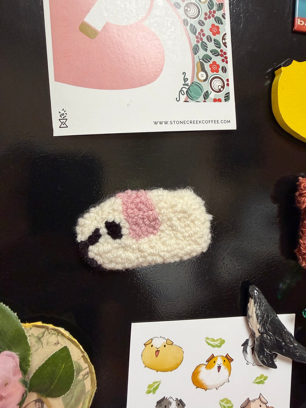 Mini White Guinea Pig Magnet